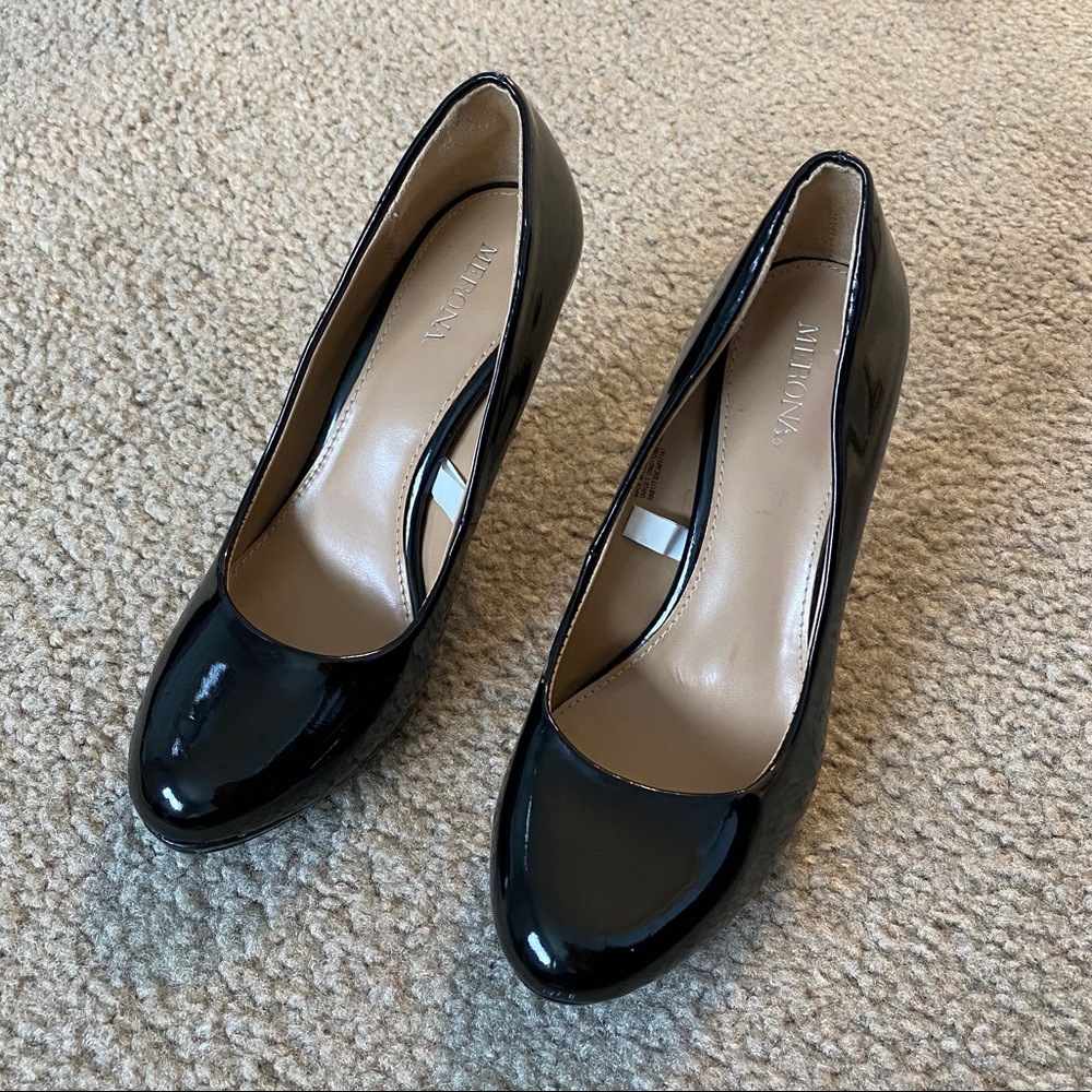 Black heels